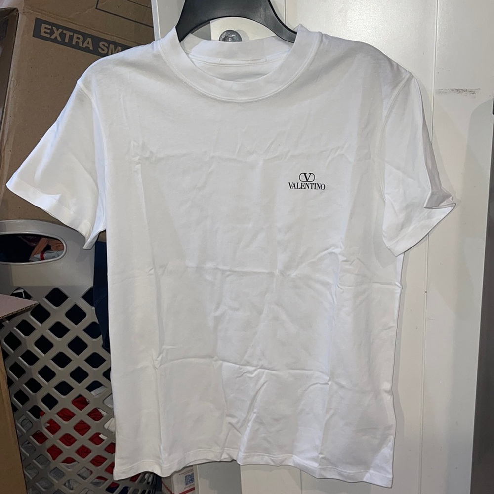 BRAND NEW AUTHENTIC VALENTINO WHITE VLOGO TEE